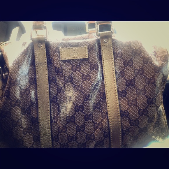 Gucci purse - Picture 1 of 1